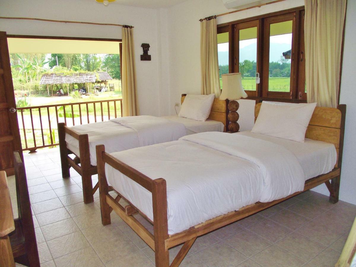 Country Retreat Hotel Mae Rim Exterior photo